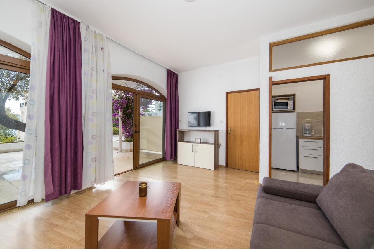 Apartmani Aida Живогошче Экстерьер фото