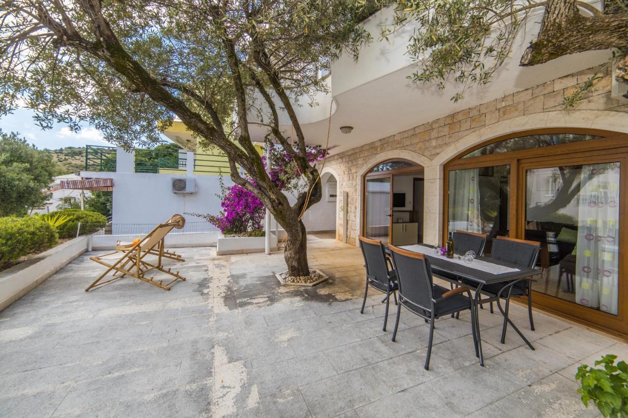 Apartmani Aida Живогошче Экстерьер фото