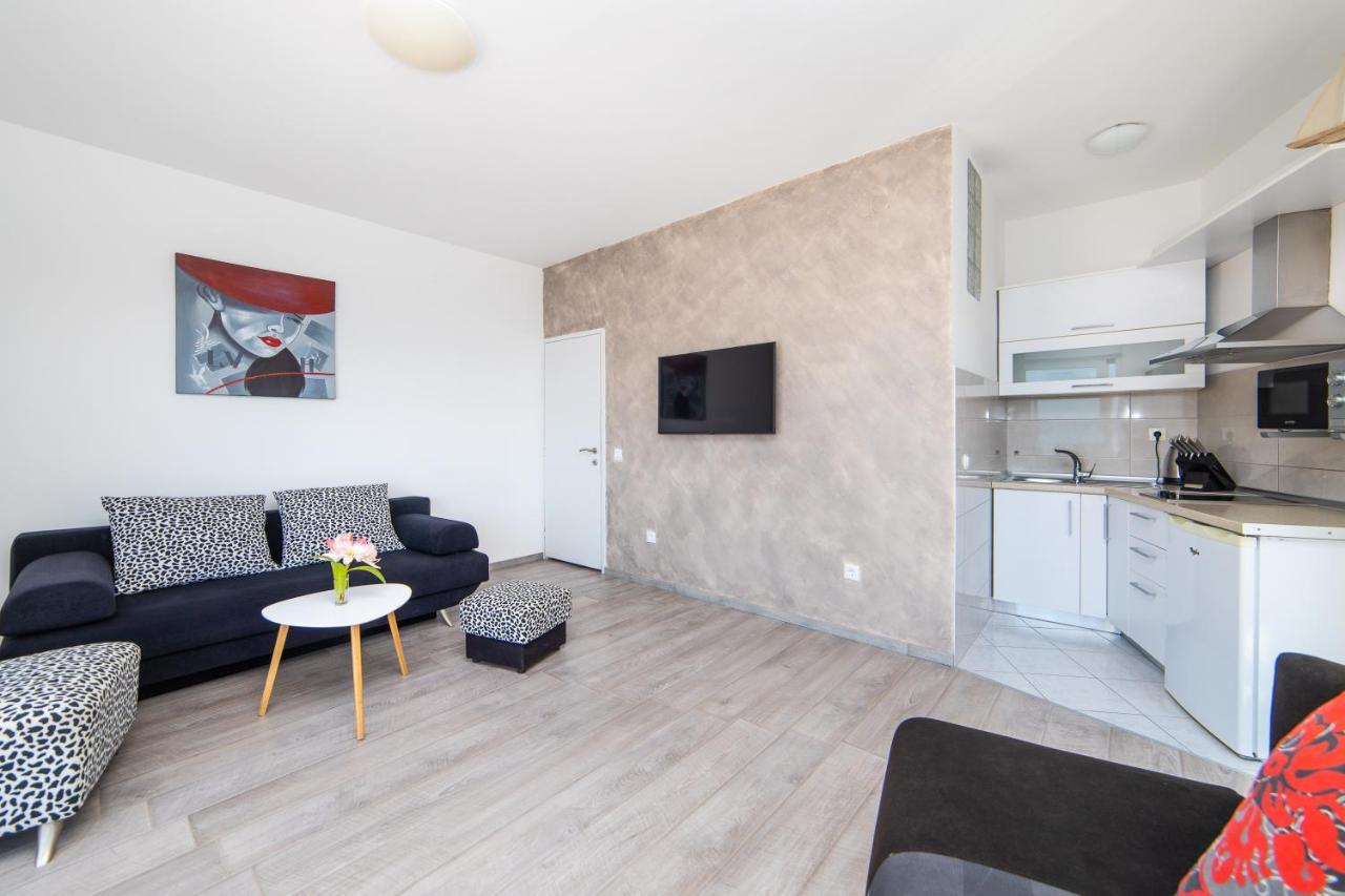 Apartmani Aida Живогошче Экстерьер фото