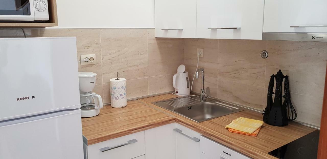 Apartmani Aida Живогошче Экстерьер фото